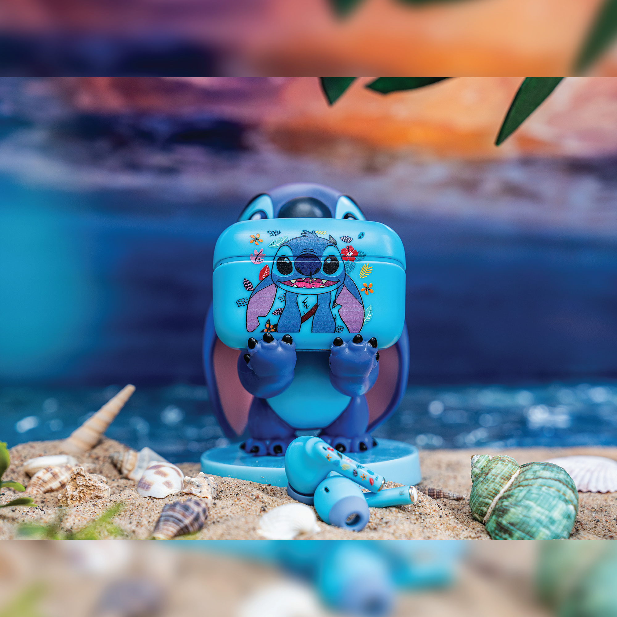 Cable Guy: Lilo & Stitch, Buds Pro Bundle - Wireless Bluetooth Earbuds & Holder - KOODOO