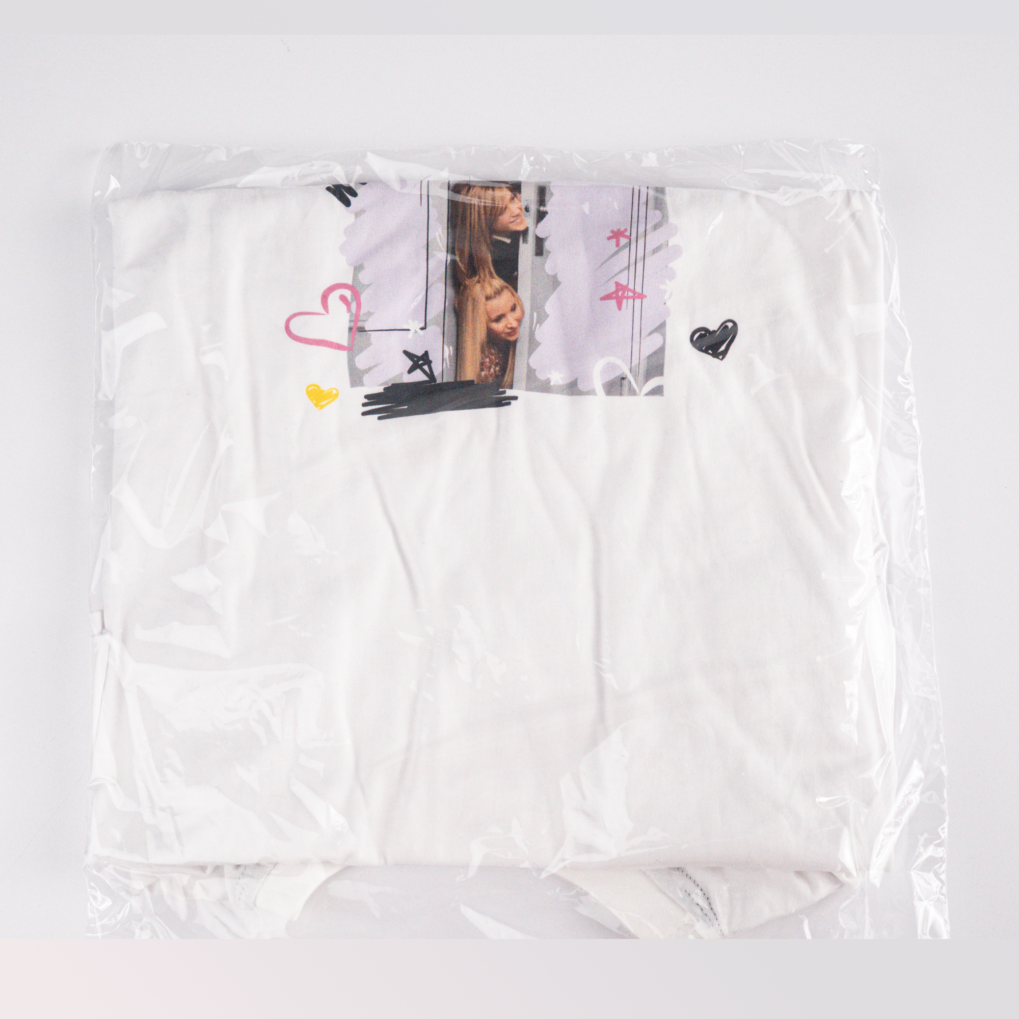 Friends Women's Short Sleeved T-shirt - CODE RED Markdowns | KOODOO